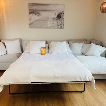 Kuestenkojen Mit 4 Ferienwohnungen Fuer 1 Bis 8 Pers Mit Diversen Schlafzimmern, Garten Oder Balkon Busum Bagian luar foto